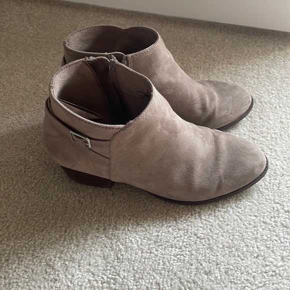 Nice dress shoes - Picture 1 of 2